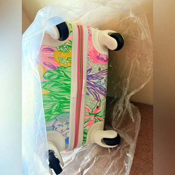 Lilly Pulitzer Carry on Luggage - Picture 3 of 4